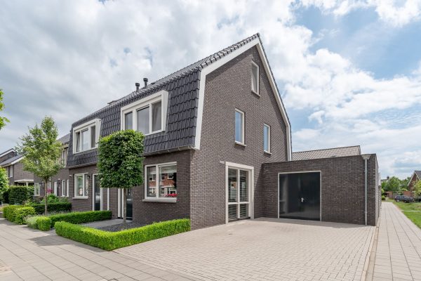 makelaar kootwijkerbroek hoekwoning